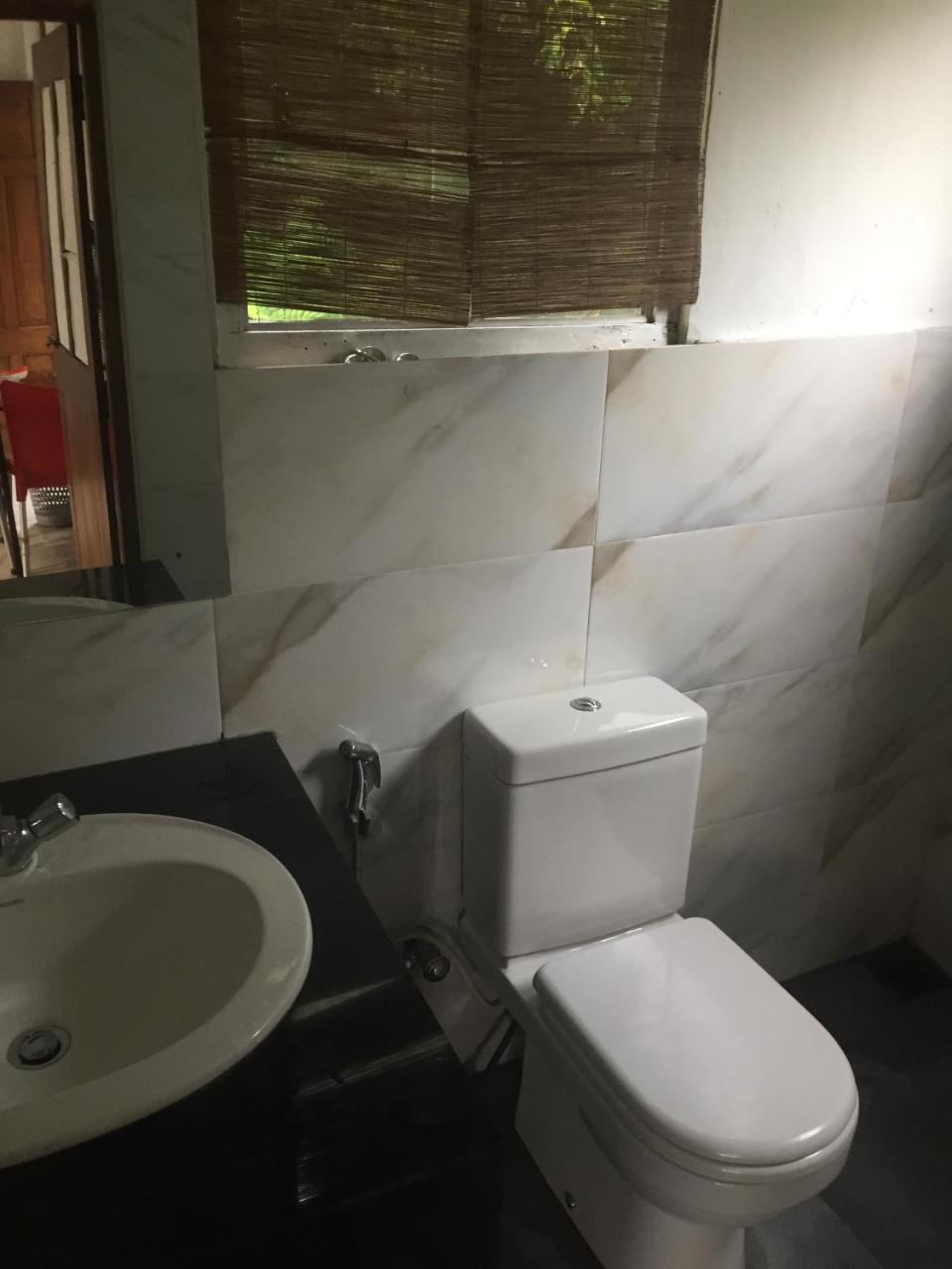 קנדי Upland Inn מראה חיצוני תמונה